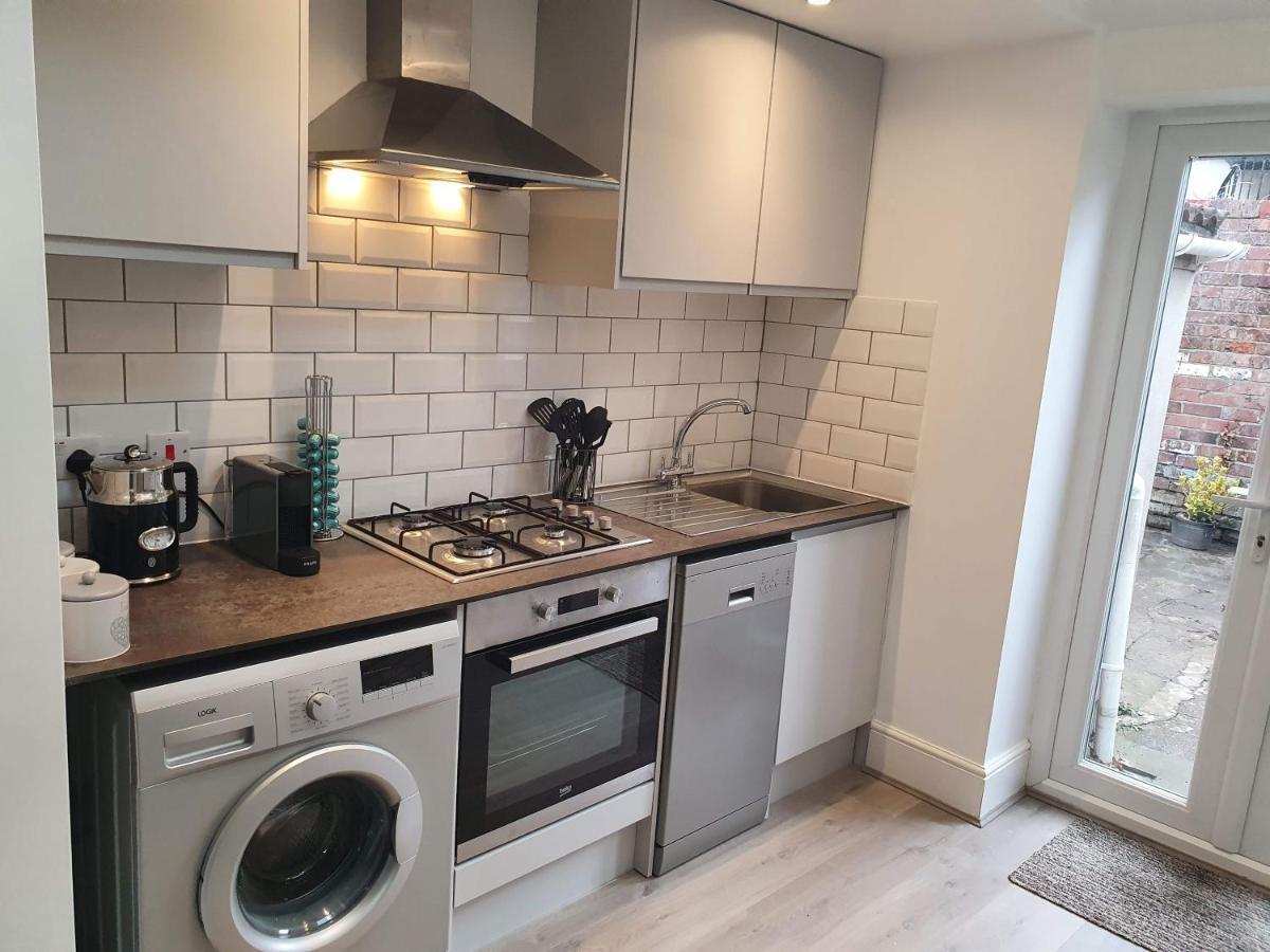 Victoria House - 3 Bedrooms, 3 Bathrooms By Cliftonvalley Apartments 布里斯托 外观 照片